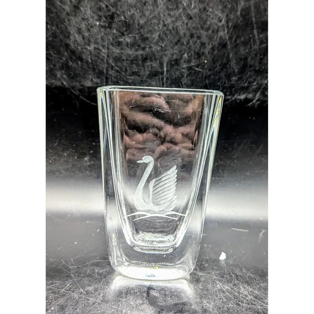 Vintage Lindshammer Etched Clear Crystal Vase Swan Bird 5.5